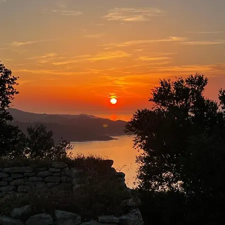 Catalina Daire Saint-Florent (Corsica)