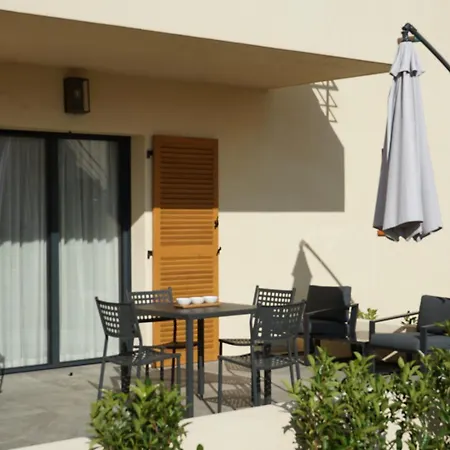 Catalina Apartment